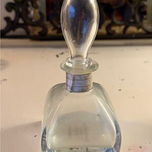 Elegant Clear Glass Perfume Bottle